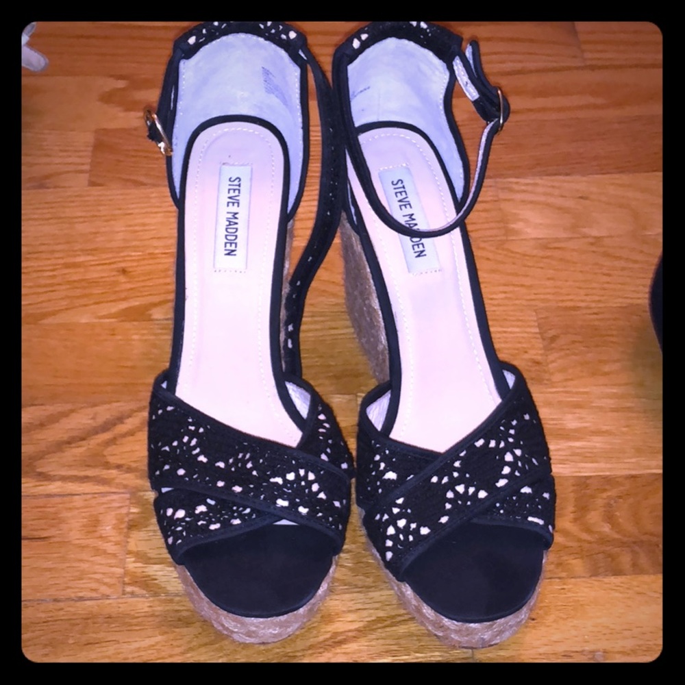 Steve Madden laced wedges